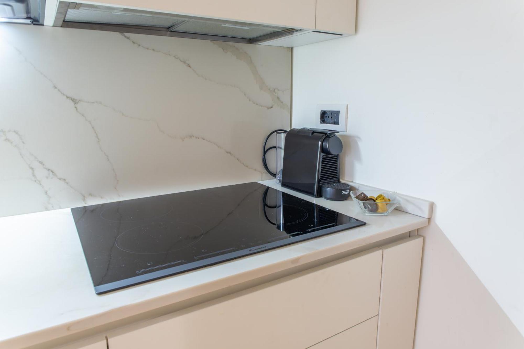 !Subway To Duomo! Modern Loft With Ac And Free Wifi Διαμέρισμα Μιλάνο Εξωτερικό φωτογραφία